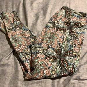 LuLaRoe Spring leggings